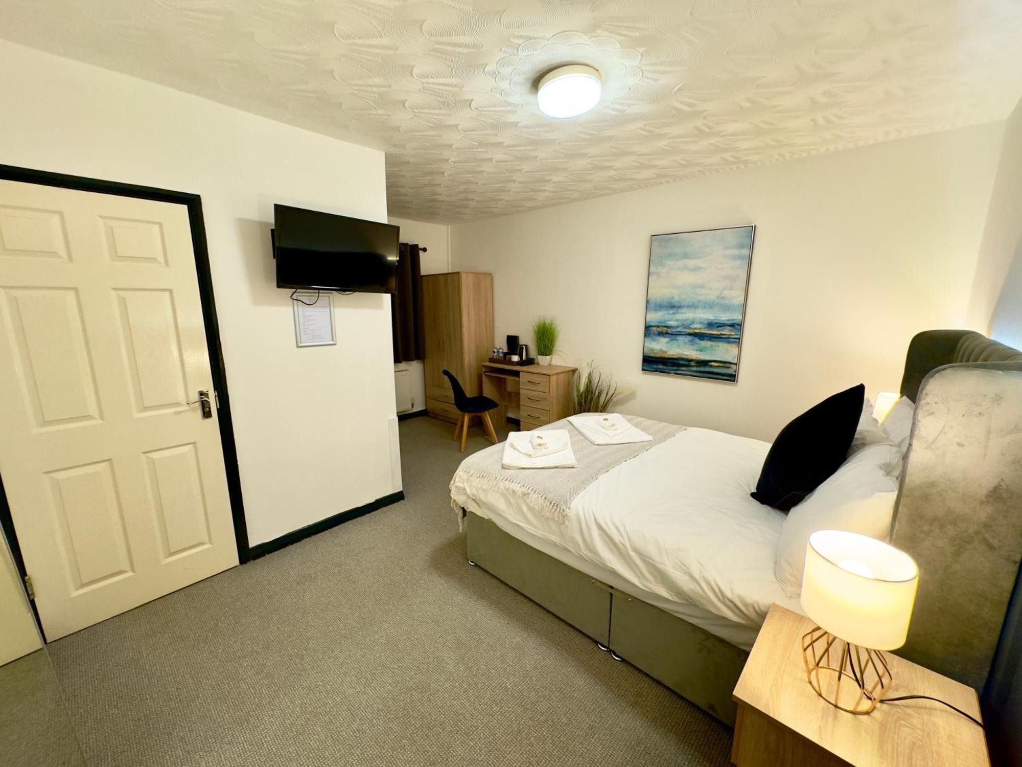Coastal Park Accommodation Llanelli Exterior photo